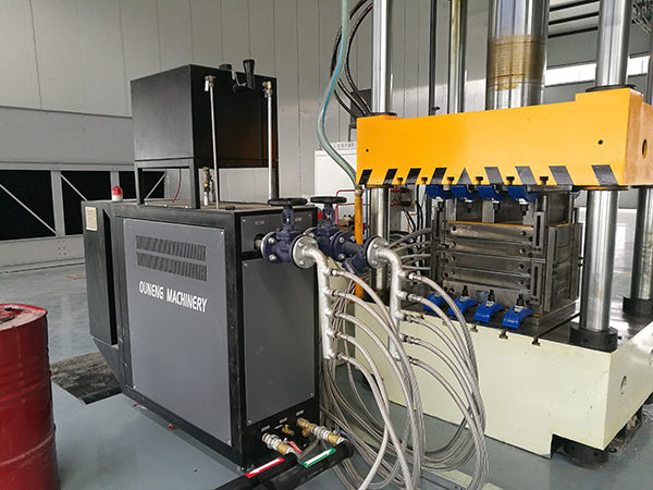 模壓板油溫機(jī) 模壓板油溫機(jī)