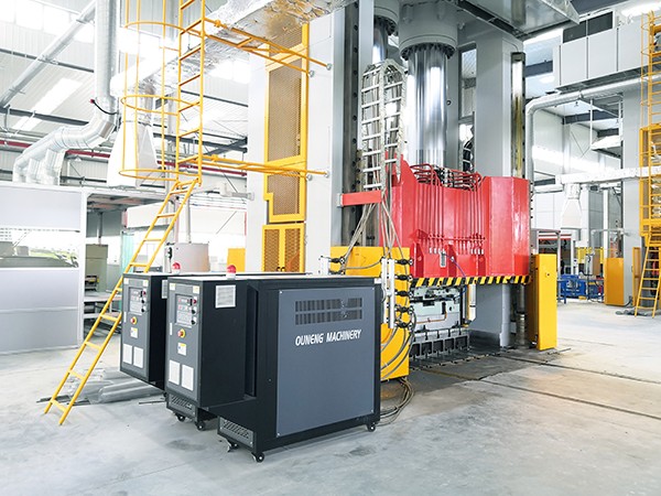 玻璃鋼熱壓油溫機(jī)