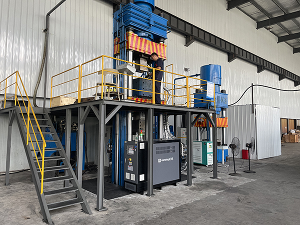 熱壓機(jī)控溫油溫機(jī) 熱壓機(jī)控溫油溫機(jī)