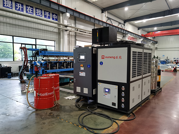 復(fù)合材料壓油溫機(jī)